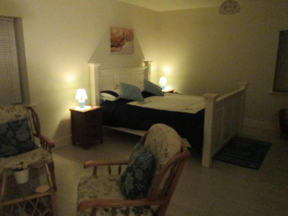 The Willow Room Ashford Экстерьер фото
